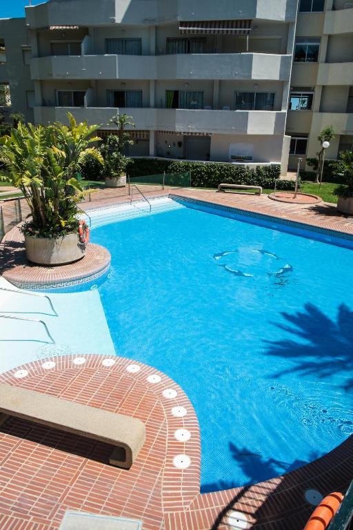 Kingfisher Apartments Benal Beach Бенальмадена Экстерьер фото